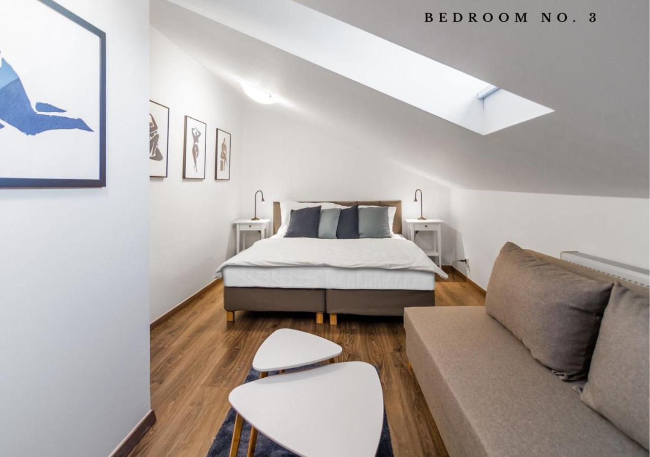 The Bookhouse, 5-Bedroom Residence By Prague Castle エクステリア 写真